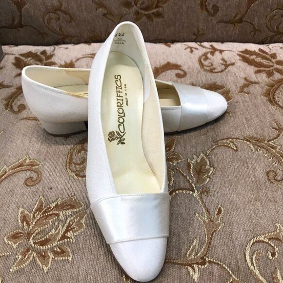Dye-Able White Gloria Boca Crepe and Satin, Formal Elegant Wedding Comfortable - Picture 9 of 16